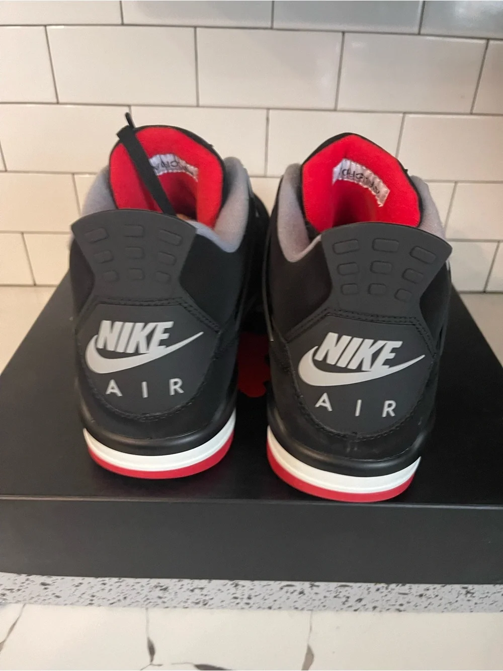 Men’s Retro 4 OG Bred Size 13.